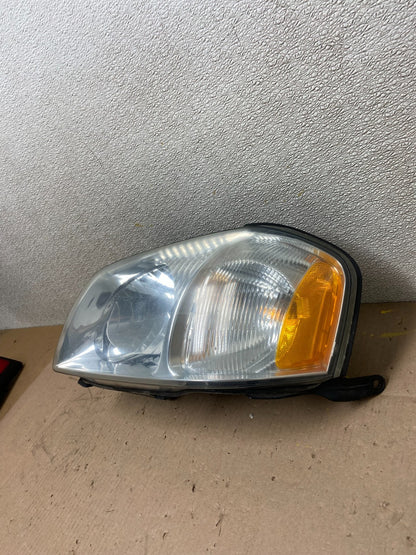 2001 to 2004 Mazda Tribute Left Driver Lh Side Halogen Headlight Oem AA0431 DW1