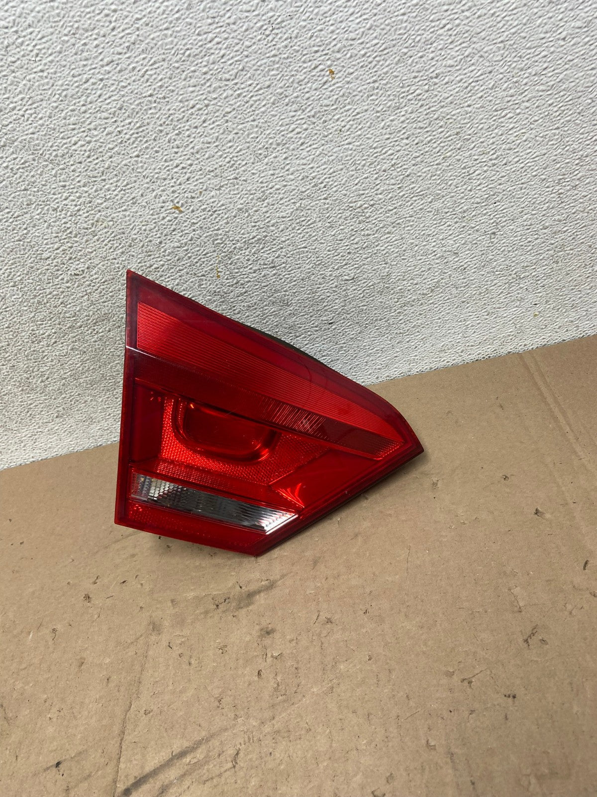 2012 to 2015 Volkswagen Passat Left Driver Lh Inner Tail light AG4850 LK0