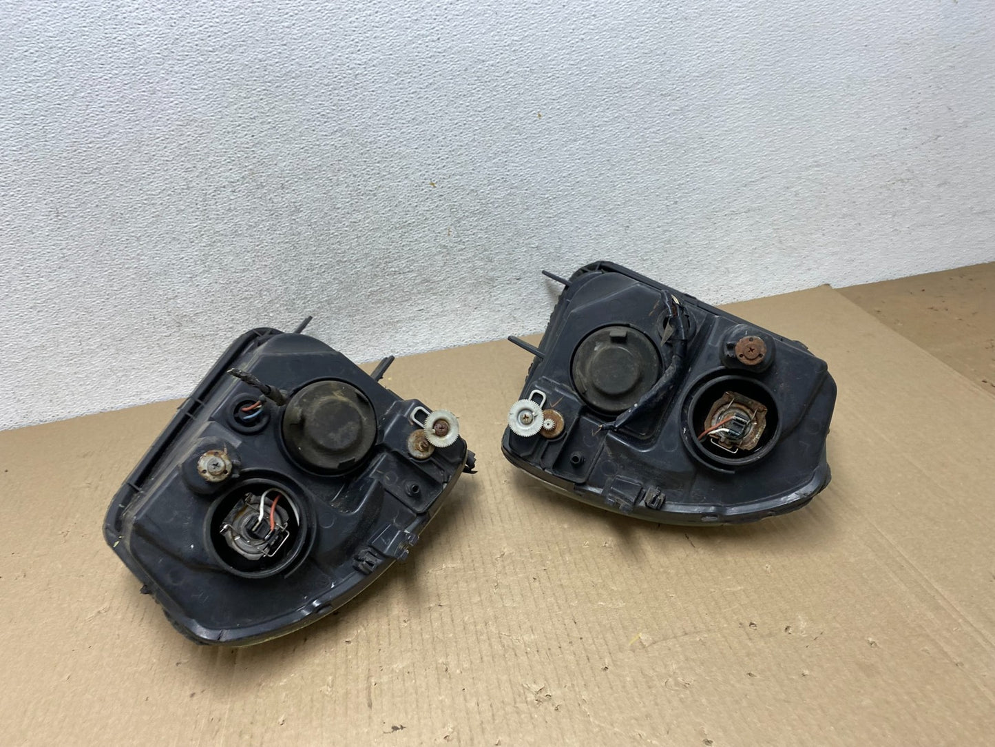 2000-2005 Mitsubishi Eclipse Left+Right Set LED Headlights AF5866 DG11