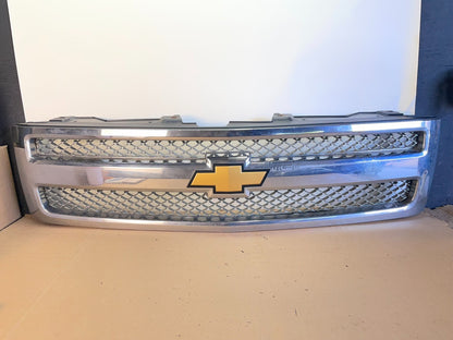 2007 to 2013 Chevrolet Silverado 1500 Front Chrome Grille Grill AH0364 DG0