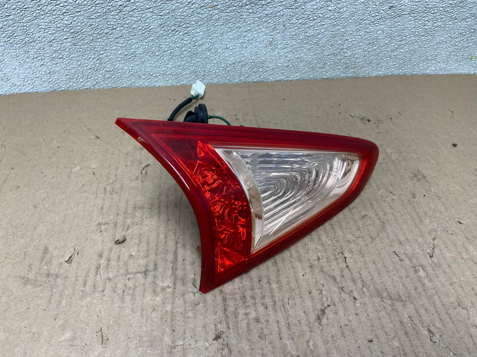 2008-2012 Infiniti Ex35 Inner Light Left Driver Tail Light OEM AB6031 LK2
