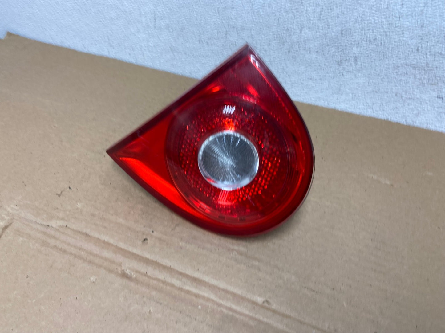 2006-2009 Volkswagen Golf Right Passenger Rh Tail Light Inner Trunk AD3810 LK1