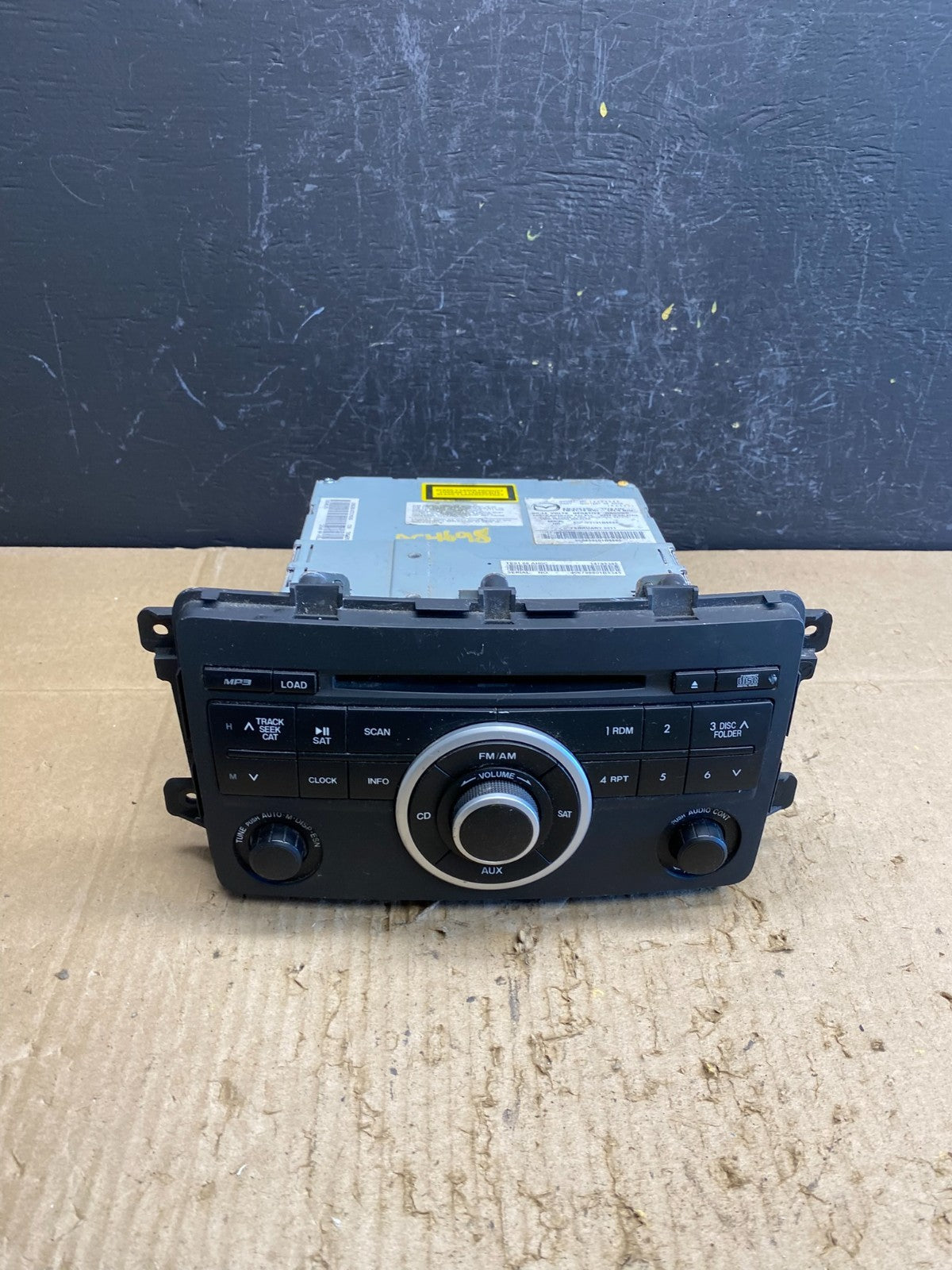2009 2010 Mazda CX9 CX-9 Radio Stereo CD MP3 Player Screen Display ac4698 DG0