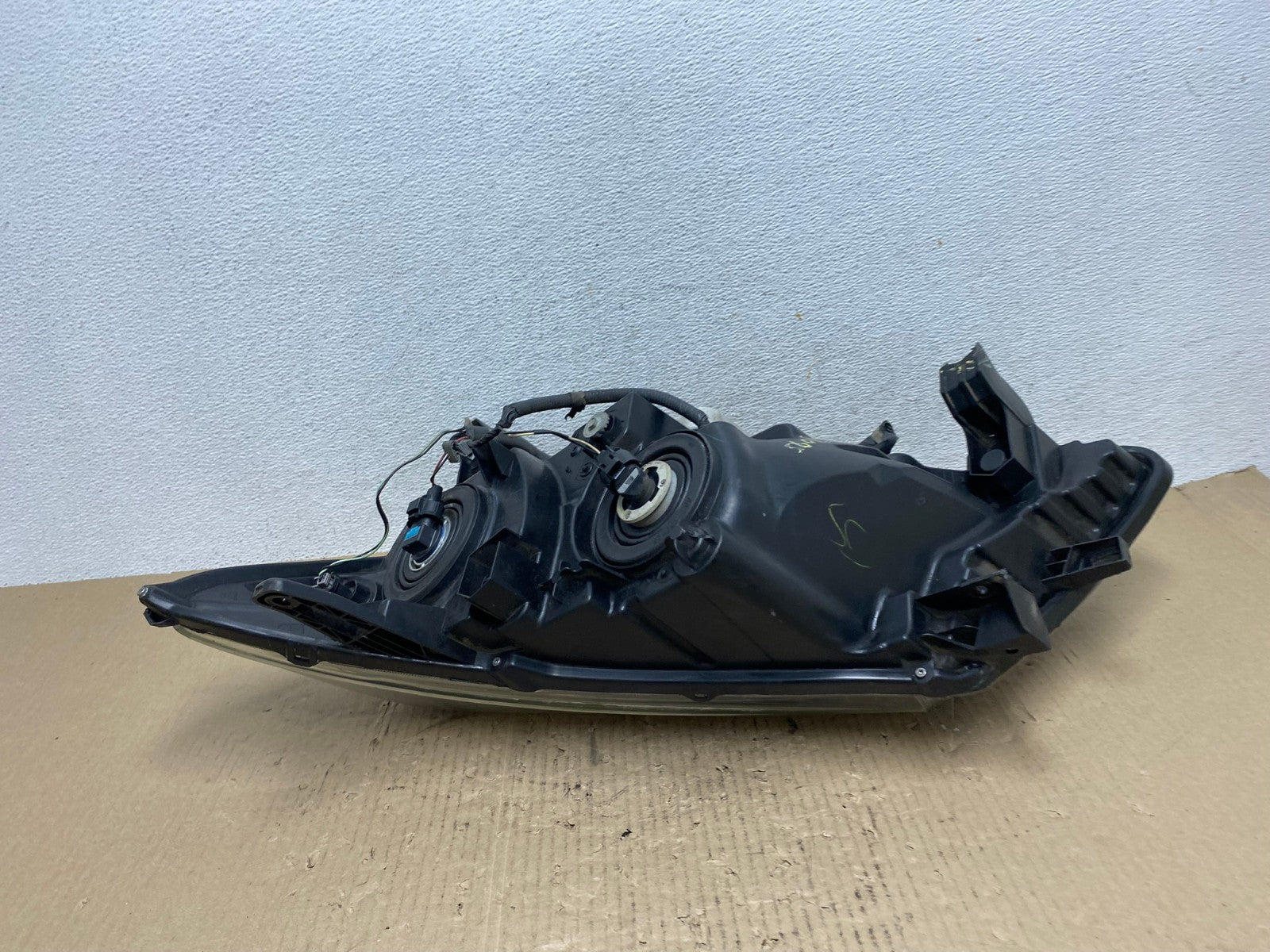 2013 to 2016 Nissan Pathfinder Right Passenger RH Side Headlight AE7095 LK5