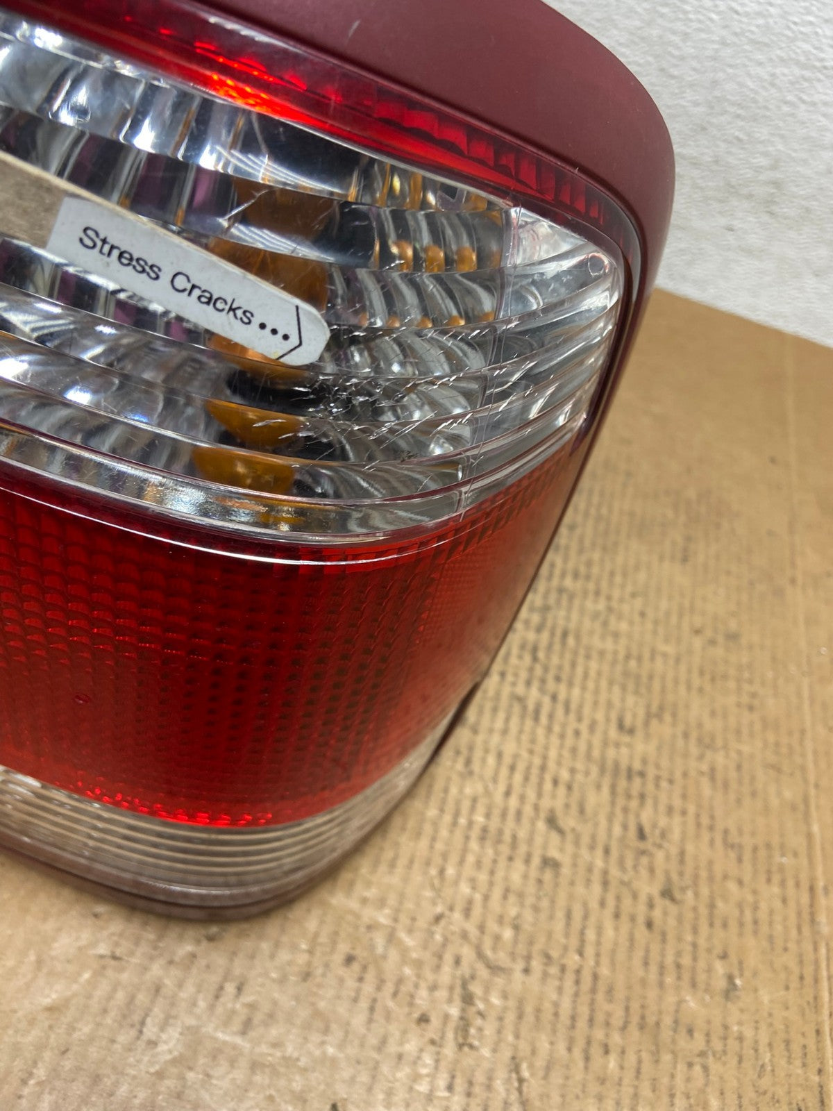 1999 to 2004 Nissan Pathfinder Right Passenger Rh Side Tail light AE0204 LK4