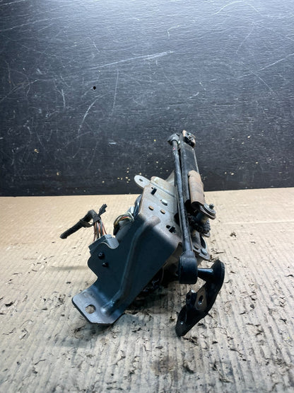 2008 to 2016 Chrysler Town & Country Rear Windshield Wiper Motor u9116 DG2
