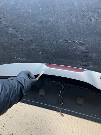 2011 to 2013 Jeep Grand Cherokee Rear Spoiler Wing OEM  X8140   DG9