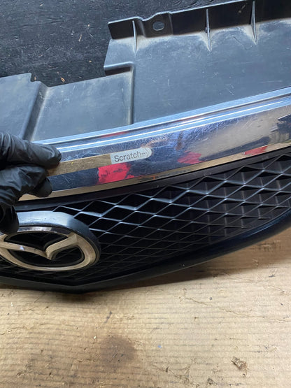 2002 2003 Mazda MPV Front Upper Grille Grill Oem v9305 DG5
