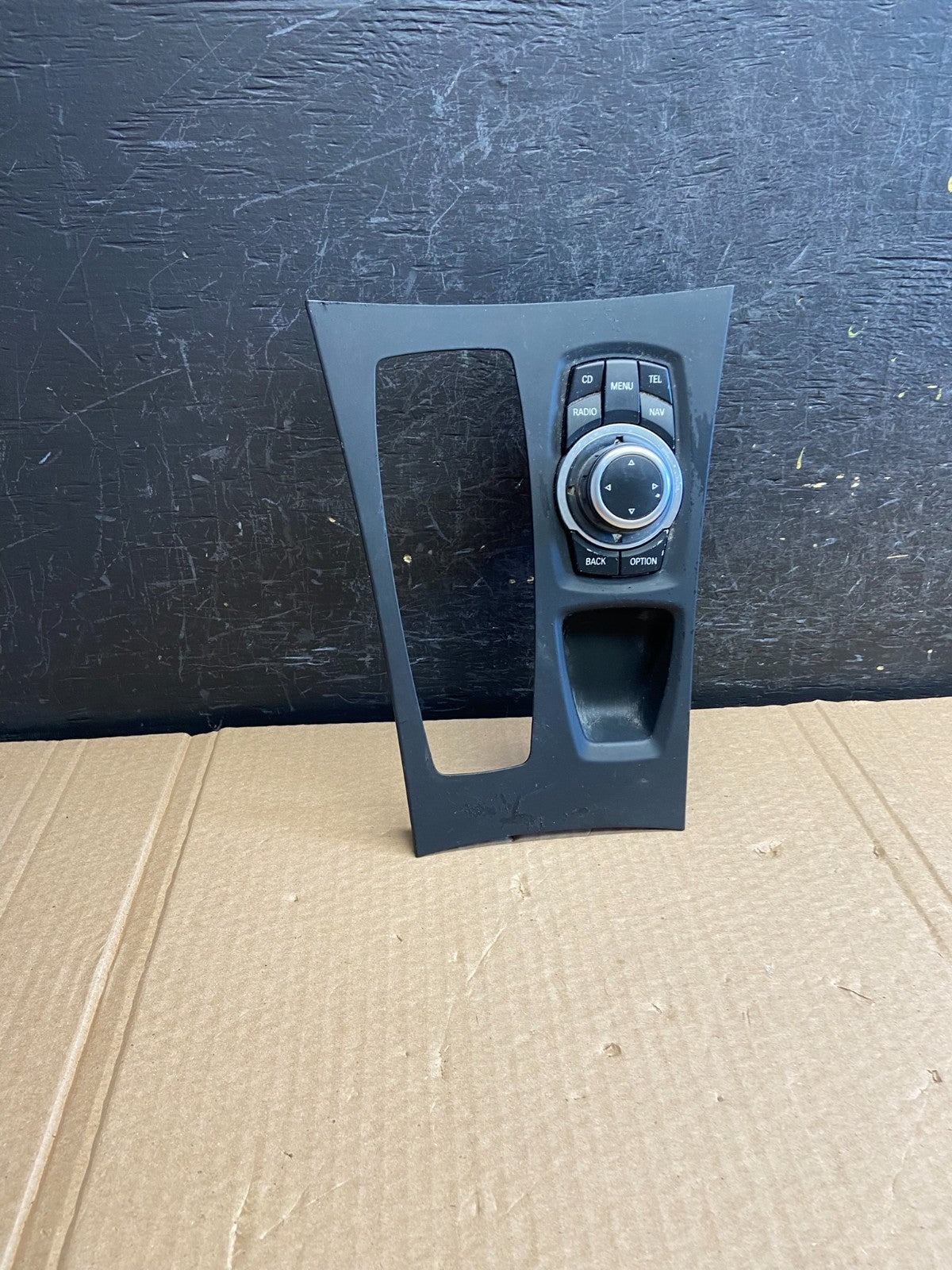 2007 to 2013 BMW X5 E70 Shifter Bezel Trim iDrive Navi Media Control AF6131 DG0