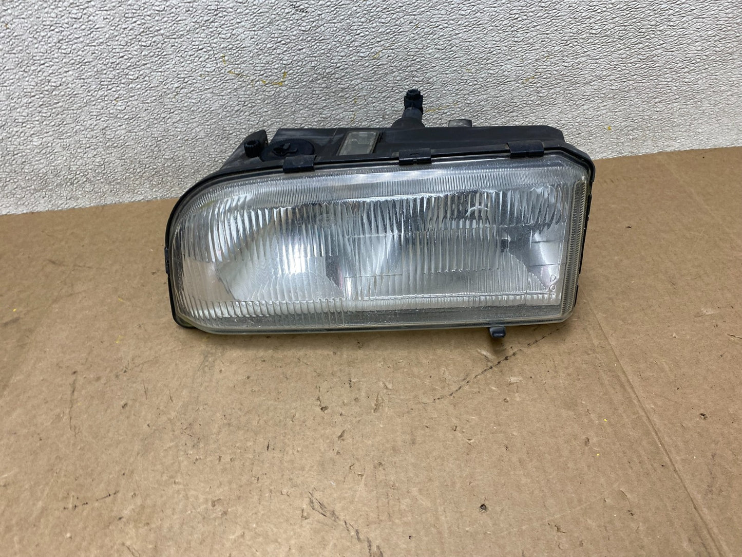 1994 to 1997 Volvo 850 Left Driver LH Side Halogen Headlight W8721 DW0
