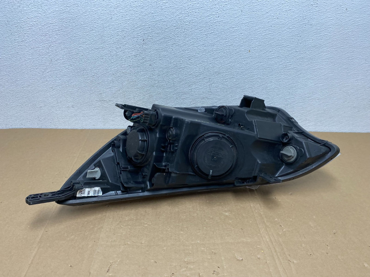 2012 to 2017 Kia Rio Hatchback Right Passenger RH Halogen Headlight AC5627 DW6