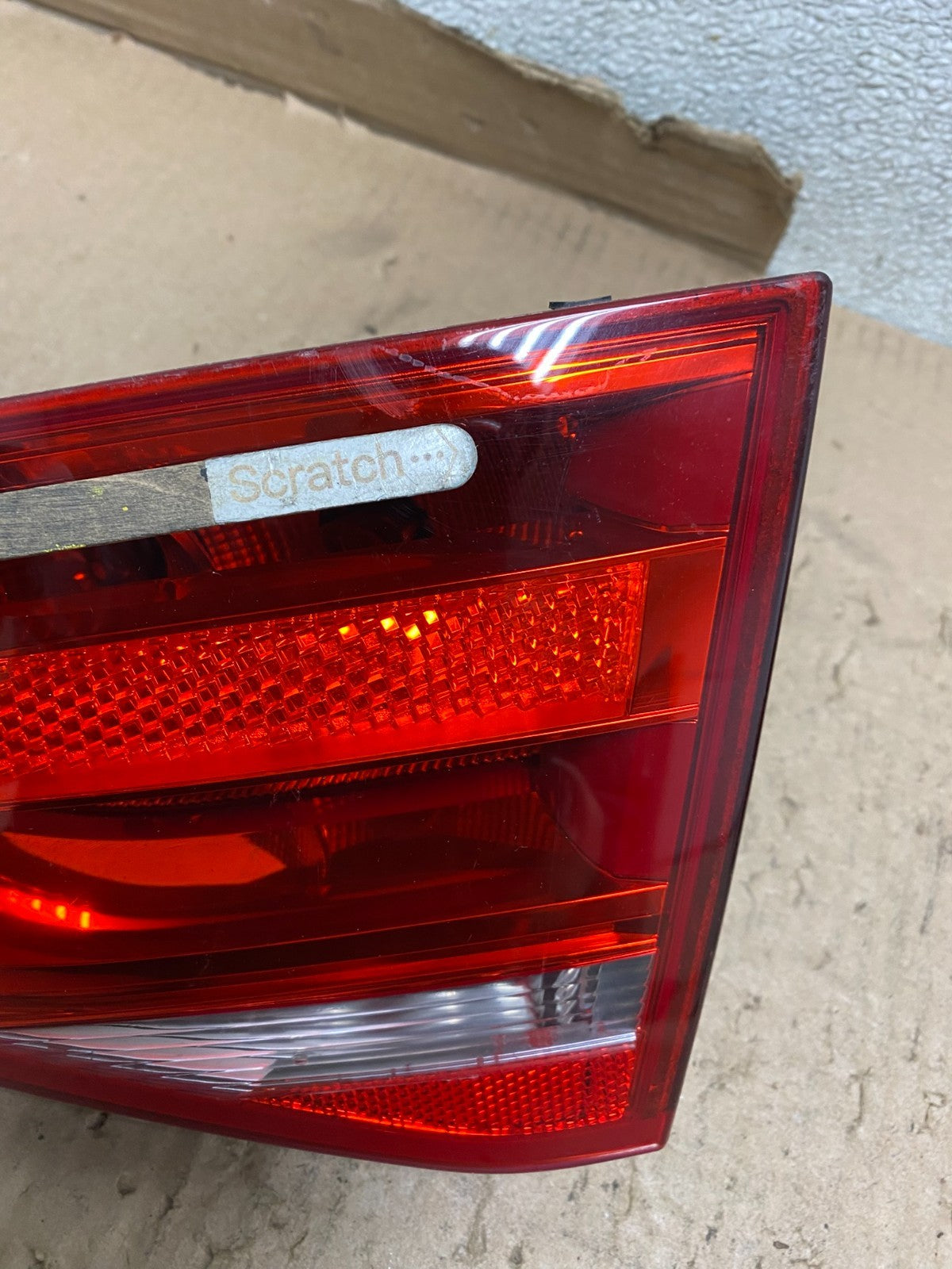 2009 2010 2011 2012 Audi A4 Sedan Right Passenger Inner Tail Light U9609 DW3