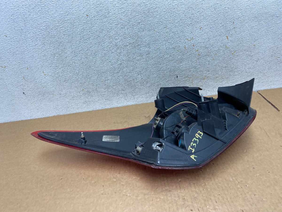 2015 to 2018 Ford Focus Tail Light Hatchback Right Passenger Side AI3393 LK6