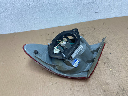 2003 to 2005 Toyota Corolla Left Driver Lh Side Tail Light AB8552 DW3