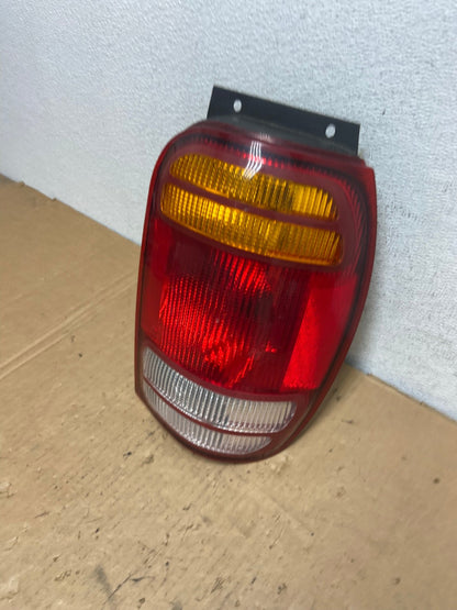 1998 to 2001 Ford Explorer Right Passenger Side Tail light AD3168 LK1