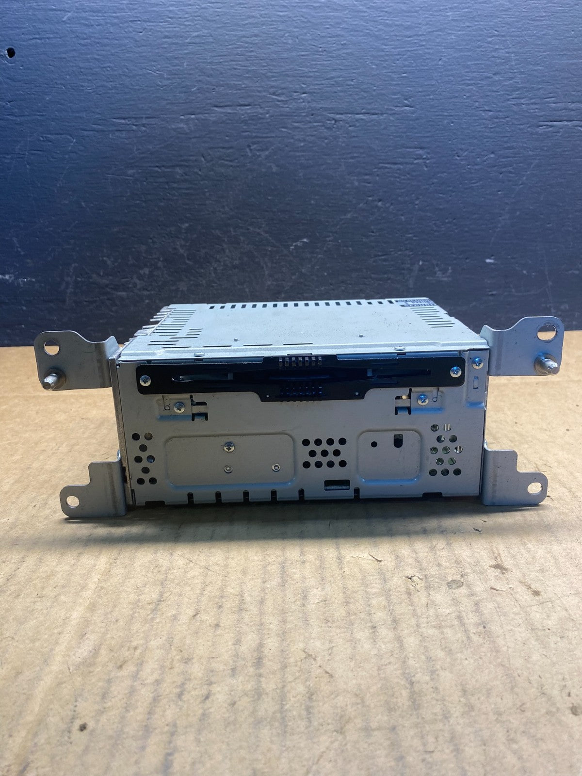 2013 2014 2015 Ford Fusion Radio Audio Receiver AM FM CD MP3 ad1717 DG0