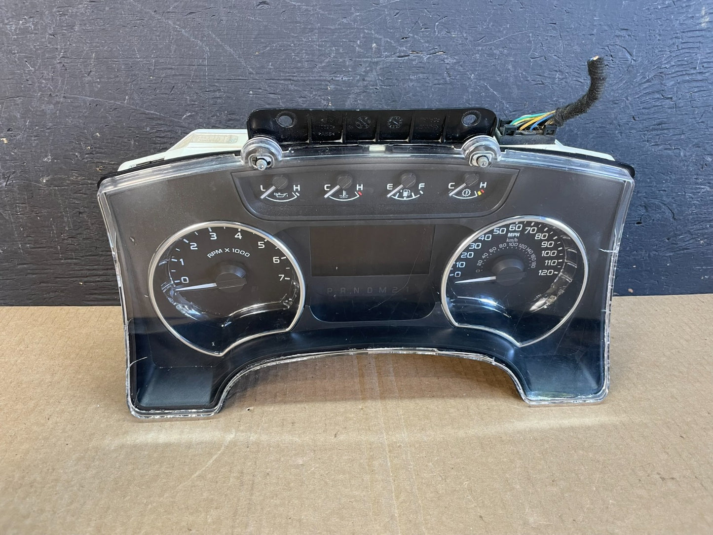 2011 to 2012 Ford Truck F150 Speedometer Speedo Cluster AF35990
