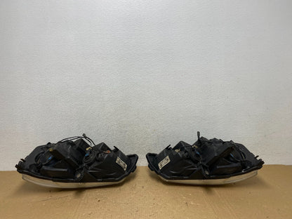 2008 to 2016 Chrysler Town and Country Left+Right Side Headlights AG1109 DW7