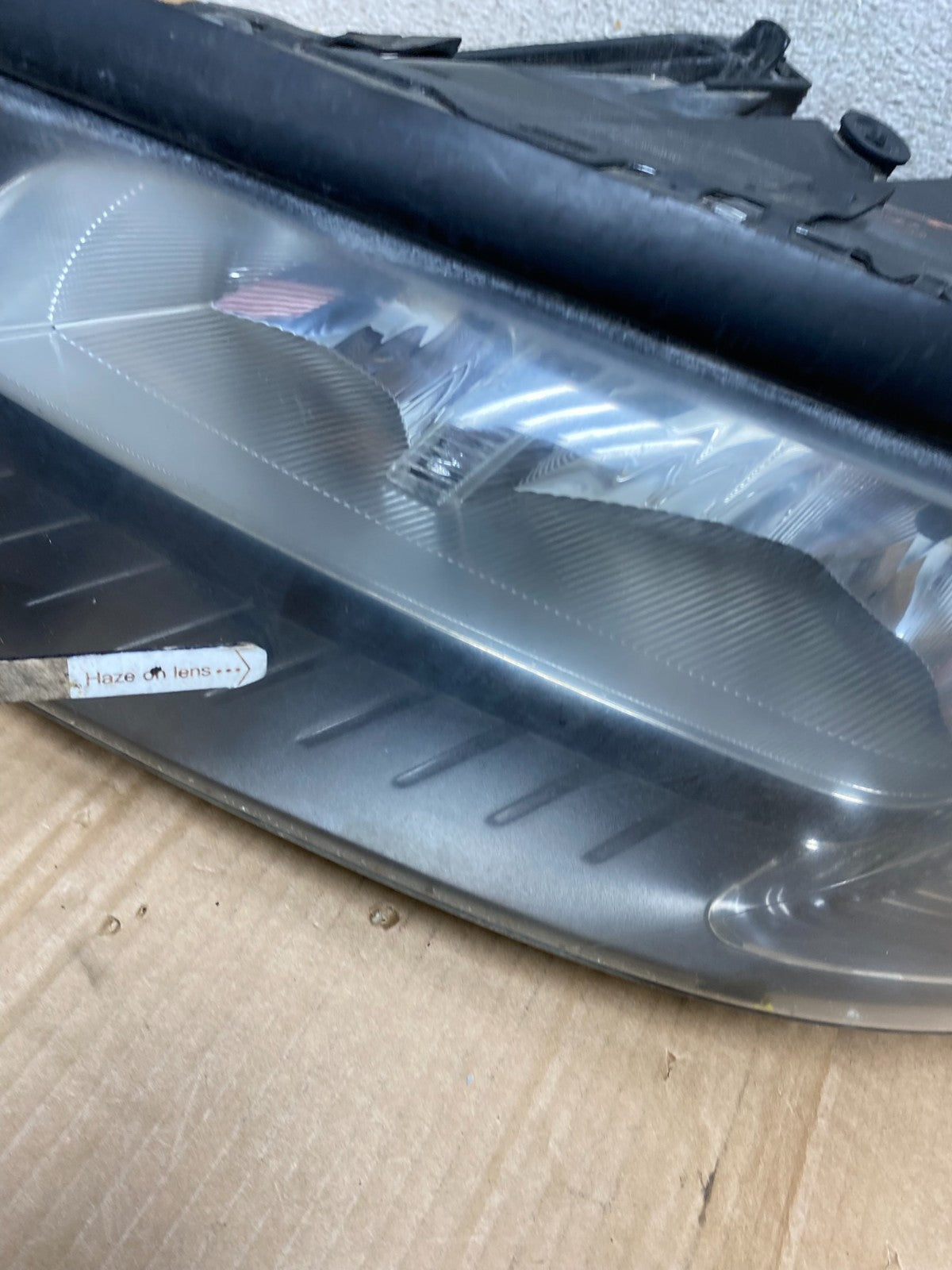 2008 to 2013 Volvo XC70 V70 S80 Driver Side Left Halogen Headlight AI5713 DW3
