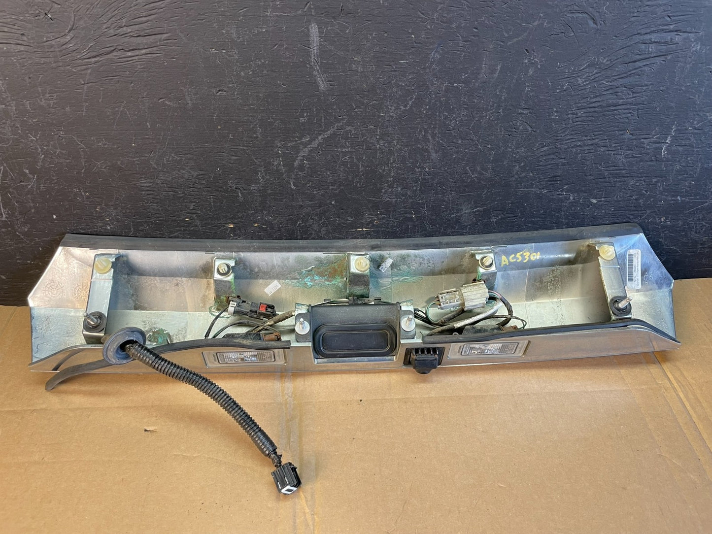 2010-2015 Gmc Terrain Lift Gate Handle Trim Back Up Camera ac5301 DG4