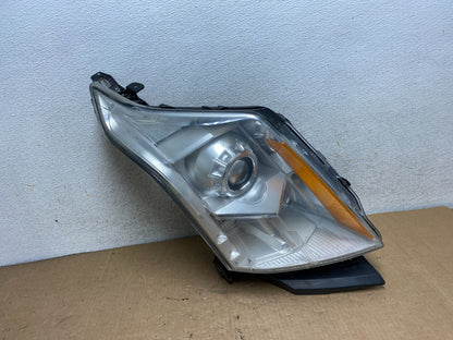 Halogen 2010 to 2016 Cadillac SRX Right Passegner Side Headlight AI8924 DW0
