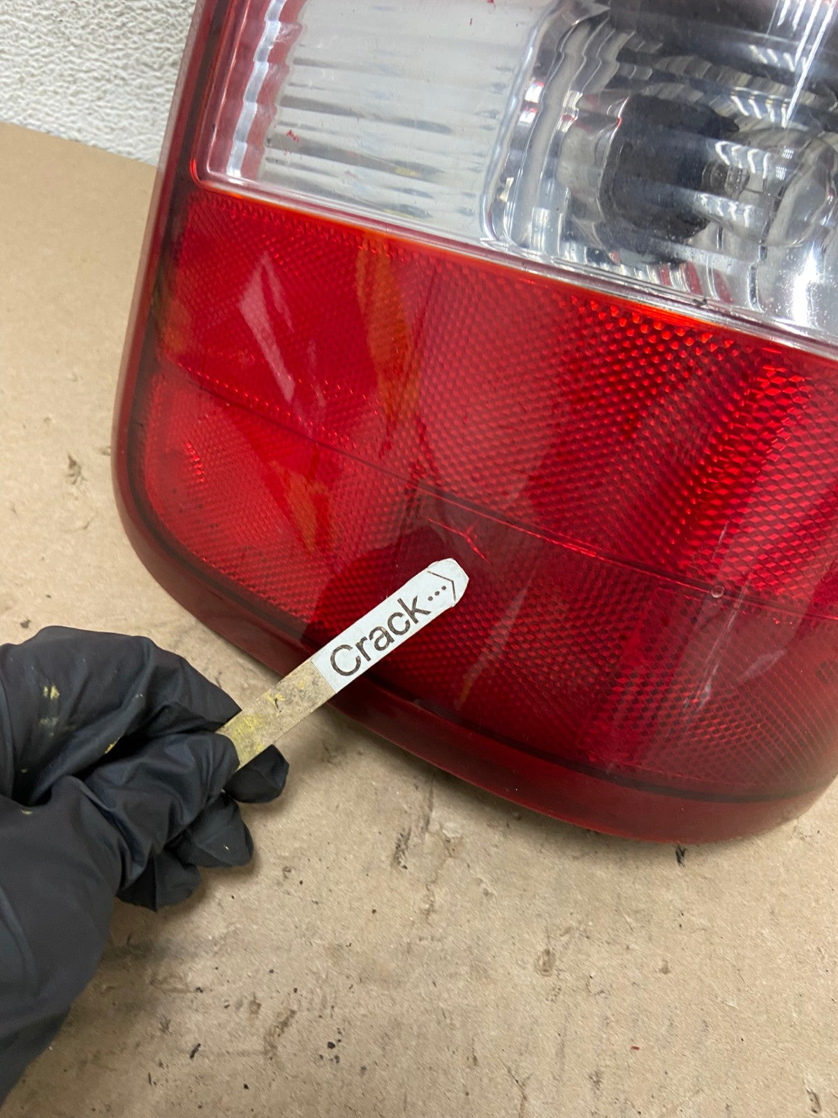 2004 to 2008 Ford F150 F-150 Left Driver LH Side Tail Light AG5341 LK6