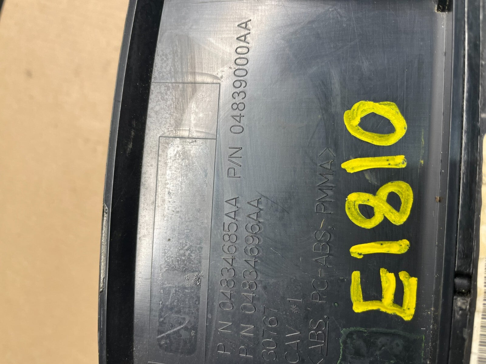 2007 Dodge Dakota Speedometer Instrument Cluster Gauges p56049692af E18107