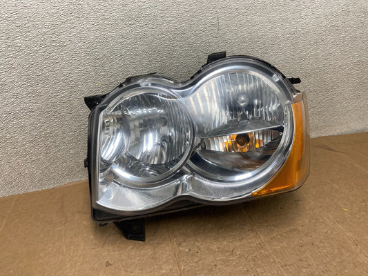 2008-2010 Jeep Grand Cherokee Left LH Driver Side Halogen Headlight AA2593 GD0