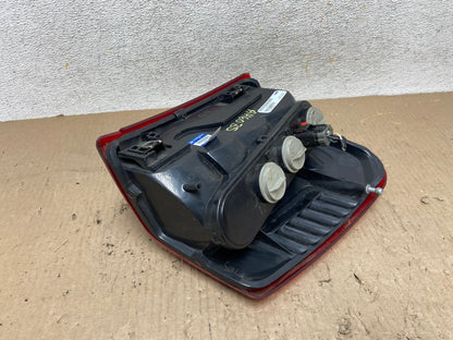 1999 - 2004 Jeep Grand Cherokee WJ Left Driver Lh Tail Light AH6035 LK5