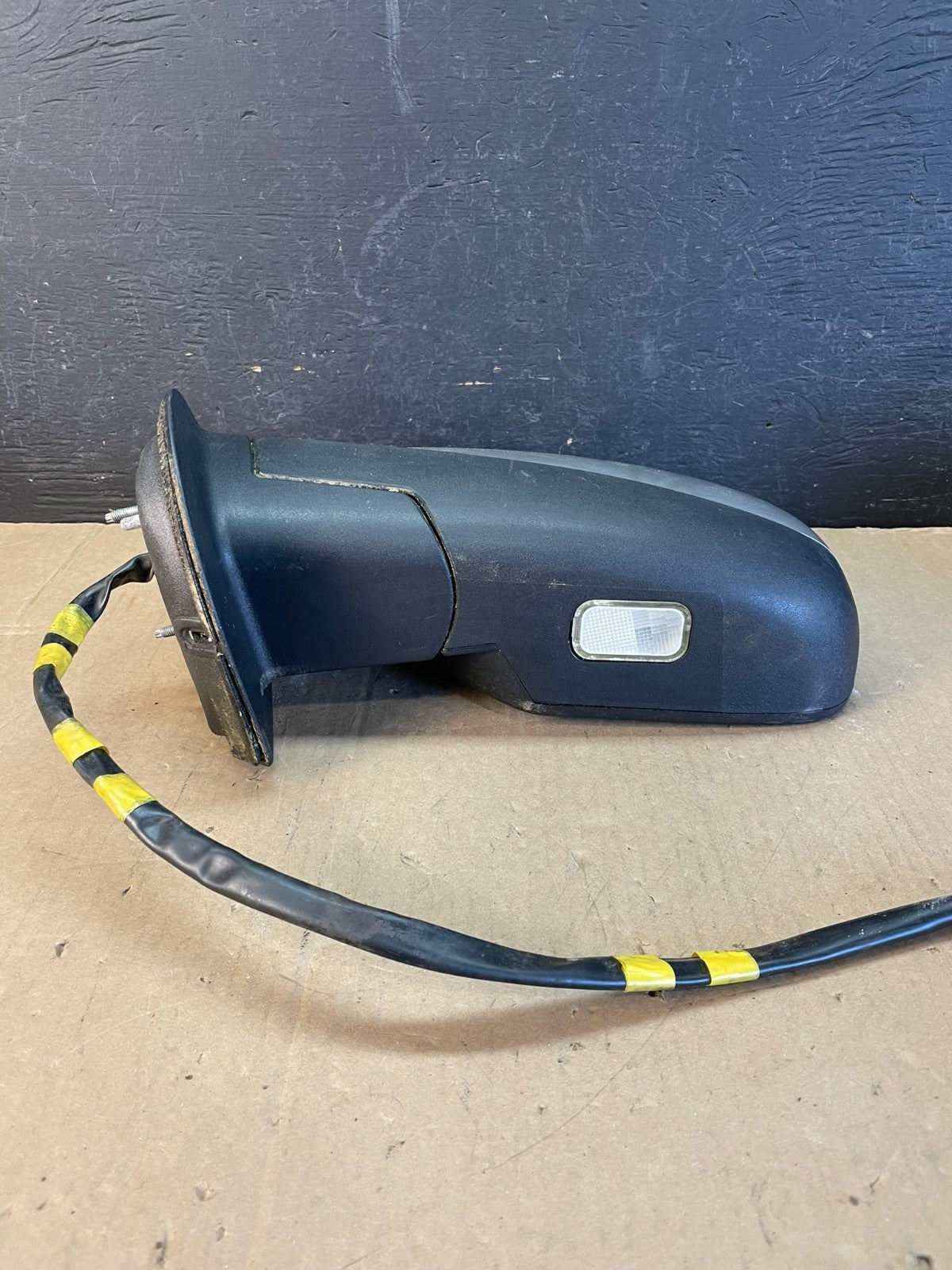 2007 to 2008 Gmc Yukon Left Driver LH Side View Door Turn Mirror AD5615 DW3