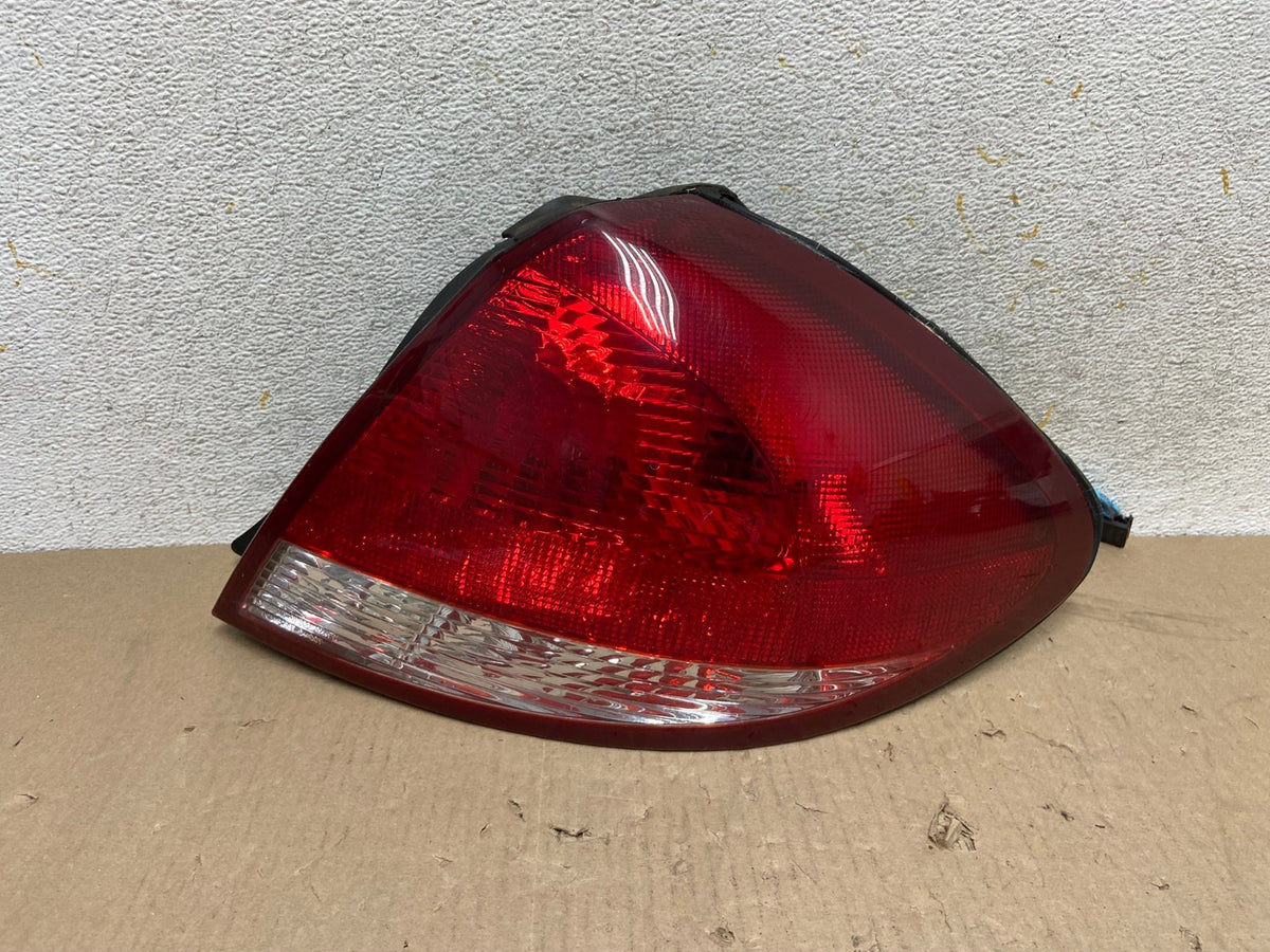 2004 2005 2006 2007 Ford Taurus Right Passenger Side Tail Light DEPO AH6898 LK0