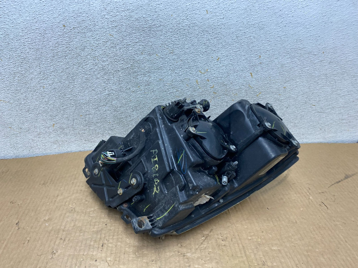 2008 to 2014 Cadillac CTS Right Passegner RH Side Xenon Headlight AI8102 DW7