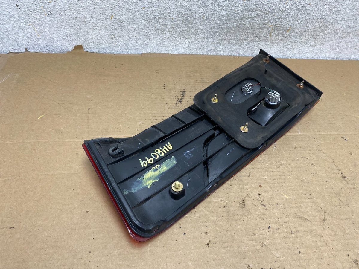 1999 2000 2001 Honda Odyssey Left Driver LH Tail Light Inner AH8099 DW5