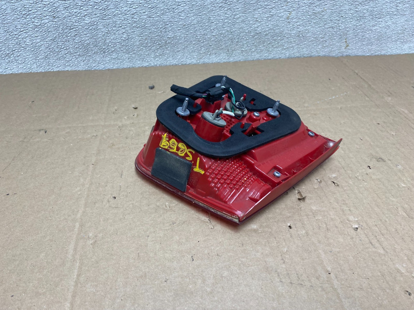 2013-2016 Chevrolet Malibu Left Driver Lh Side Inner Tail Light T5669 DW4