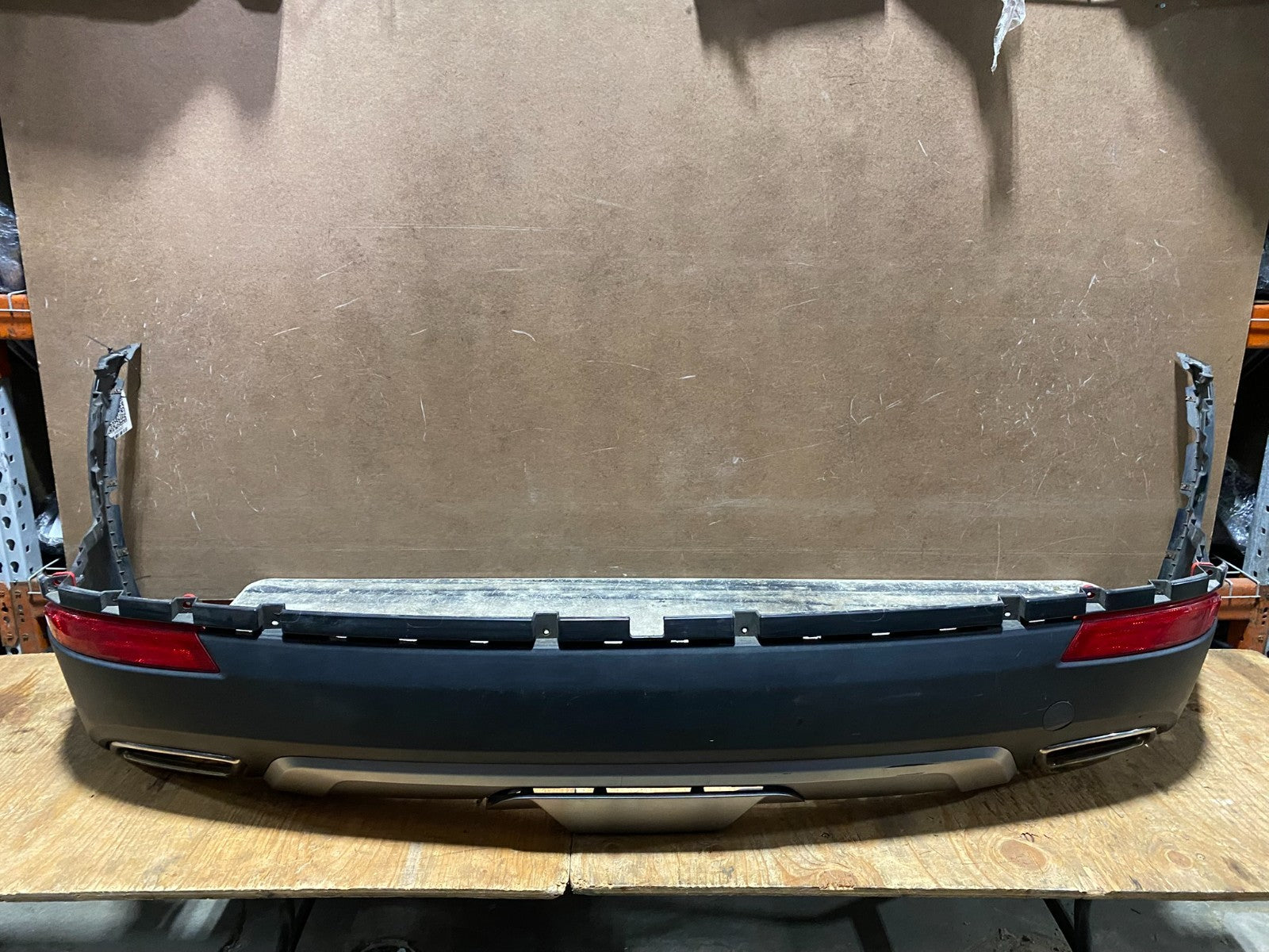 2013 to 2016 Hyundai Santa Fe XL Bumper Cover wo/ Park Sensor Y6360 PS0