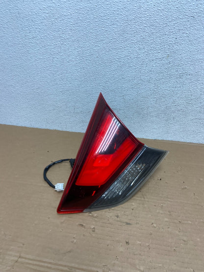 2017 - 2020 Nissan Rogue Inner Right Passenger RH Side Tail Light AD4199 DW2