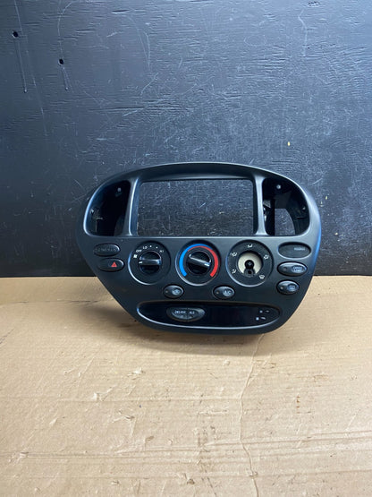 2000 2001 2002 Toyota Tundra Climate Control Panel Radio Bezel AF1987 DG0