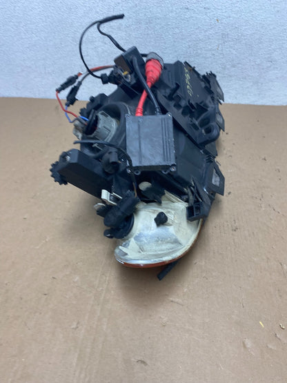 1999 - 2001 BMW E46 3-Series Sedan Left Driver LH Halogen Headlight AD7965 DG8