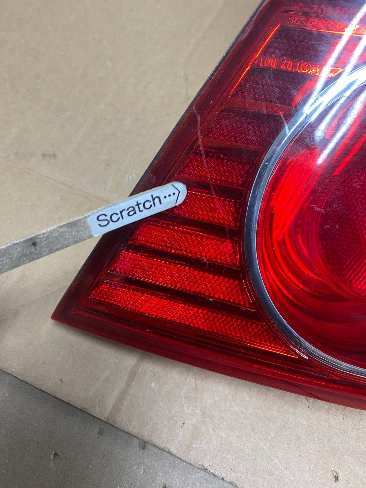 2004 2005 2006 Kia Amanti Right Passenger Side Tail Light Inner M0699 DW3