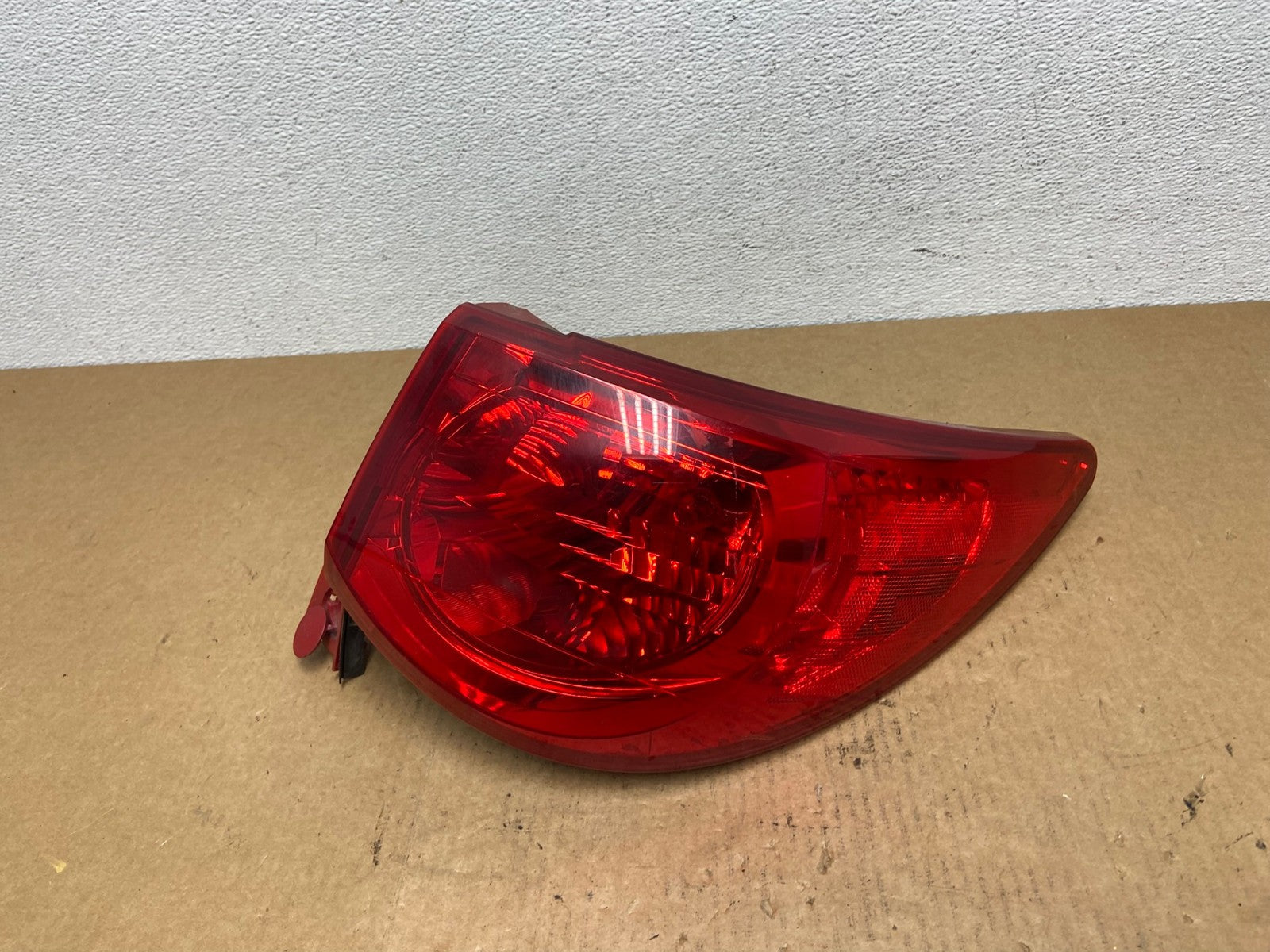 2009 2010 2011 2012 Chevrolet Traverse Right Passenger Tail Light AC2953 LK0