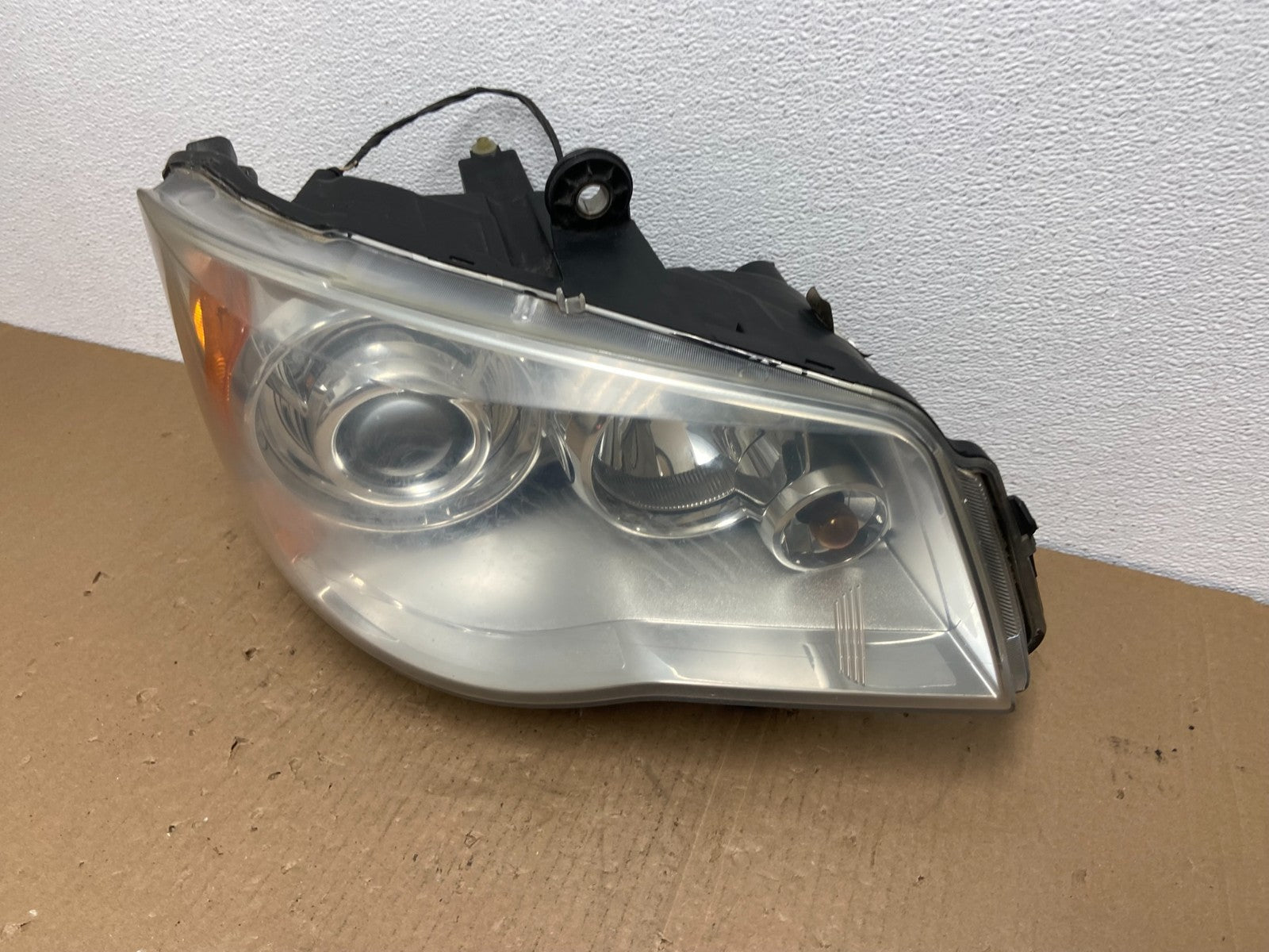 2008 to 2016 Chrysler Town and Country Right Passenger Xenon Headlight AB6554 DW1