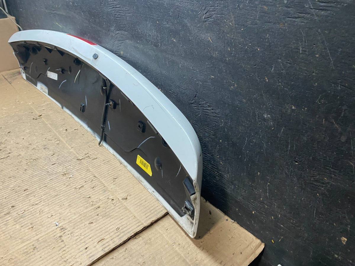 2011 to 2016 Chrysler Town & Country Rear Back Wing Spoiler t9499 DG6