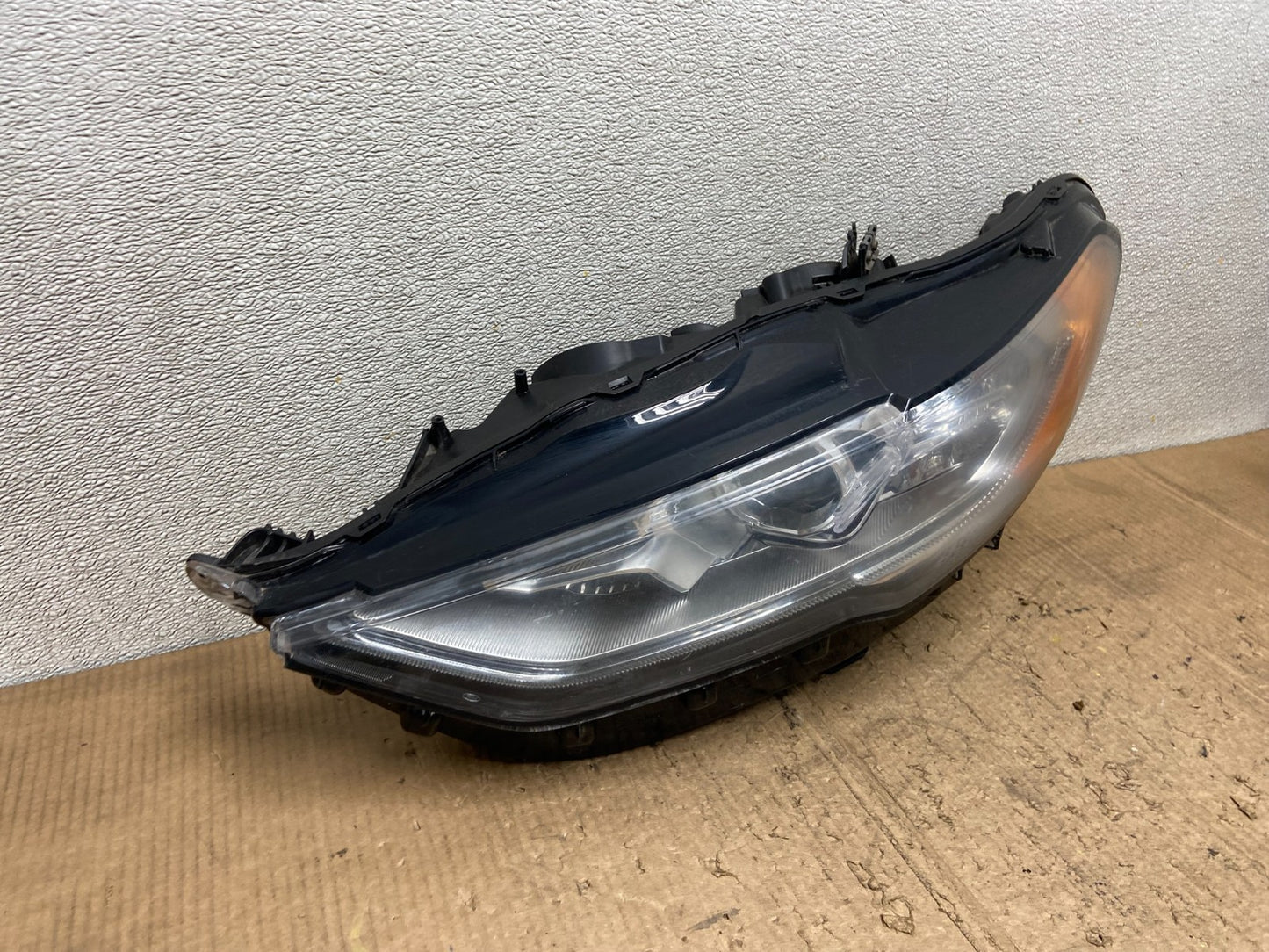 2017 - 2020 Ford Fusion Left Driver LH Side LED XENON Headlight AA8494 DG2