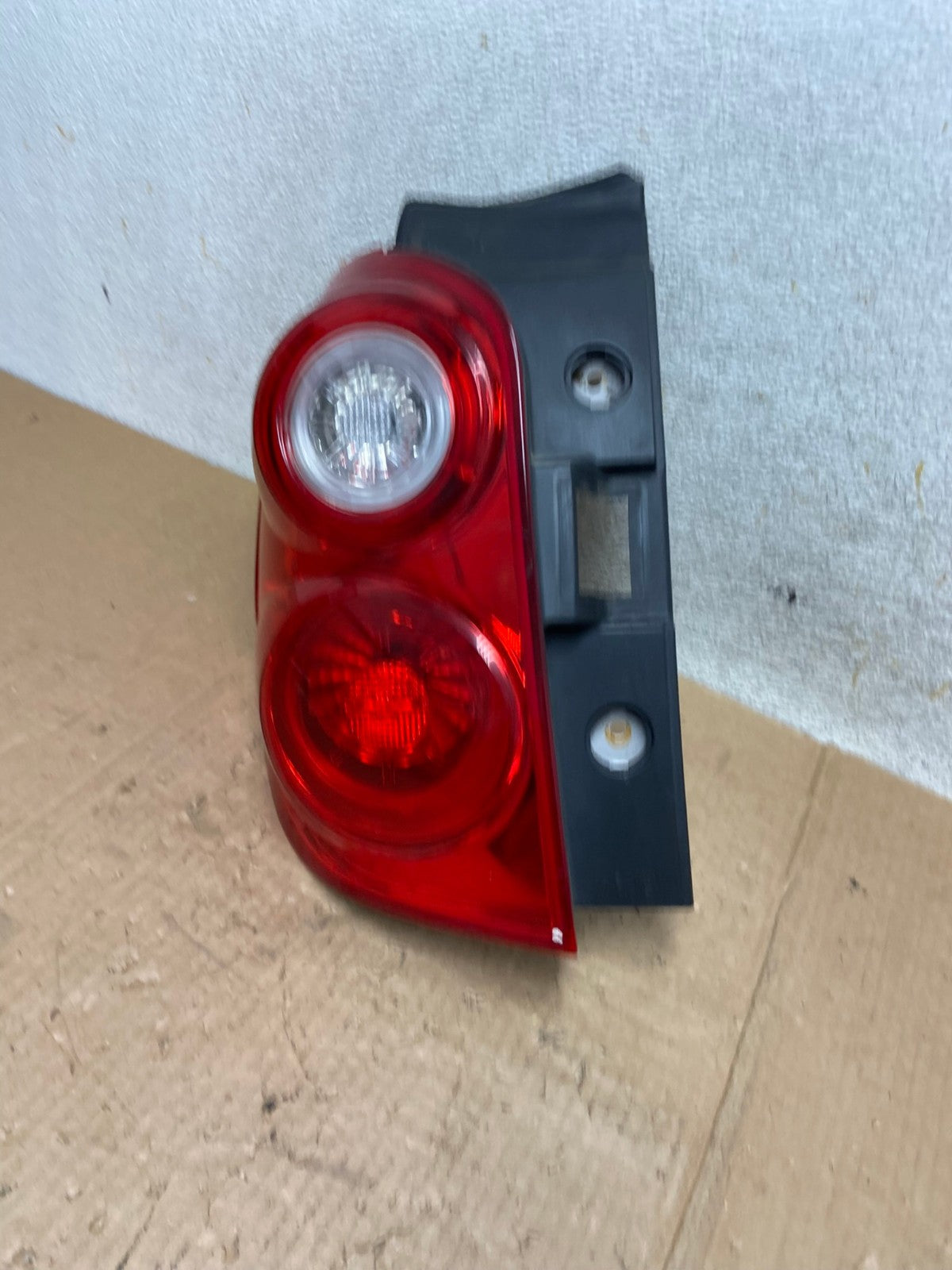 2010 to 2015 Chevrolet Equinox Left Driver Lh Side Tail Light AI5537 LK1