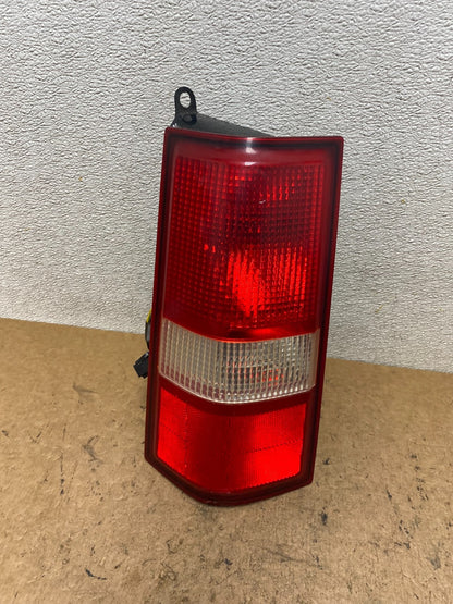 2003 to 2017 Chevrolet Express 1500 Left Driver Side Tail Light Oem T0558 DW0