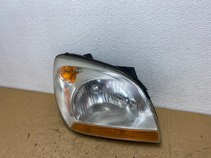 2005 to 2006 Kia Sportage Right Passenger RH Halogen Headlight AC8255 DW1