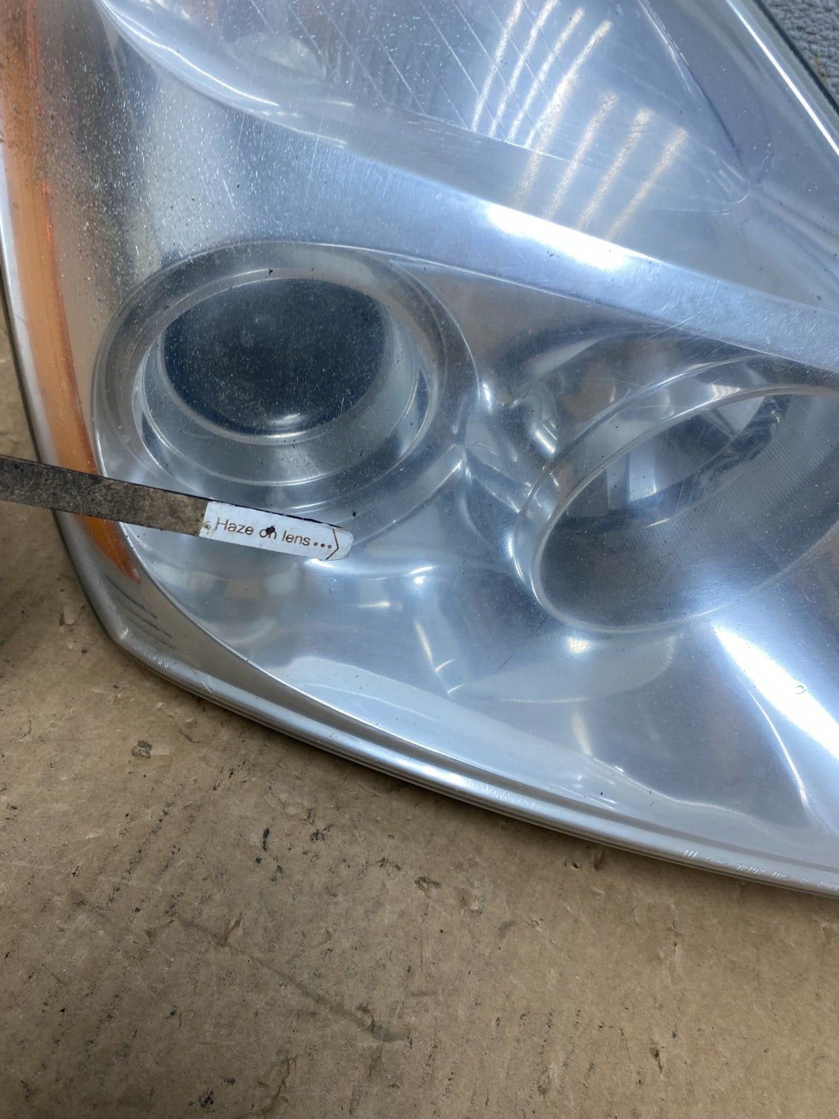 2008-2012 Kia Sedona Right Passenger RH Side Headlight Halogen AI3411 DW5
