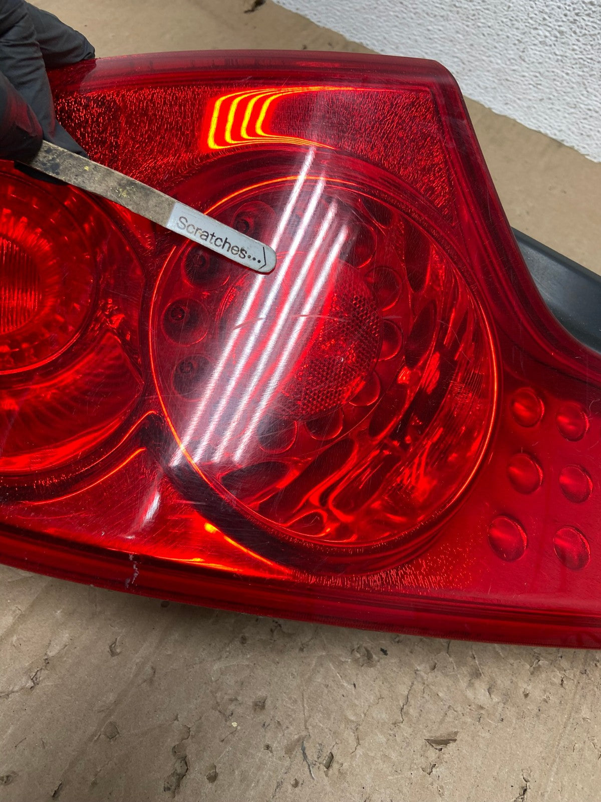 2003 - 2005 Infiniti G35 Coupe Left Driver Lh Outer Tail Light AE9384 LK3