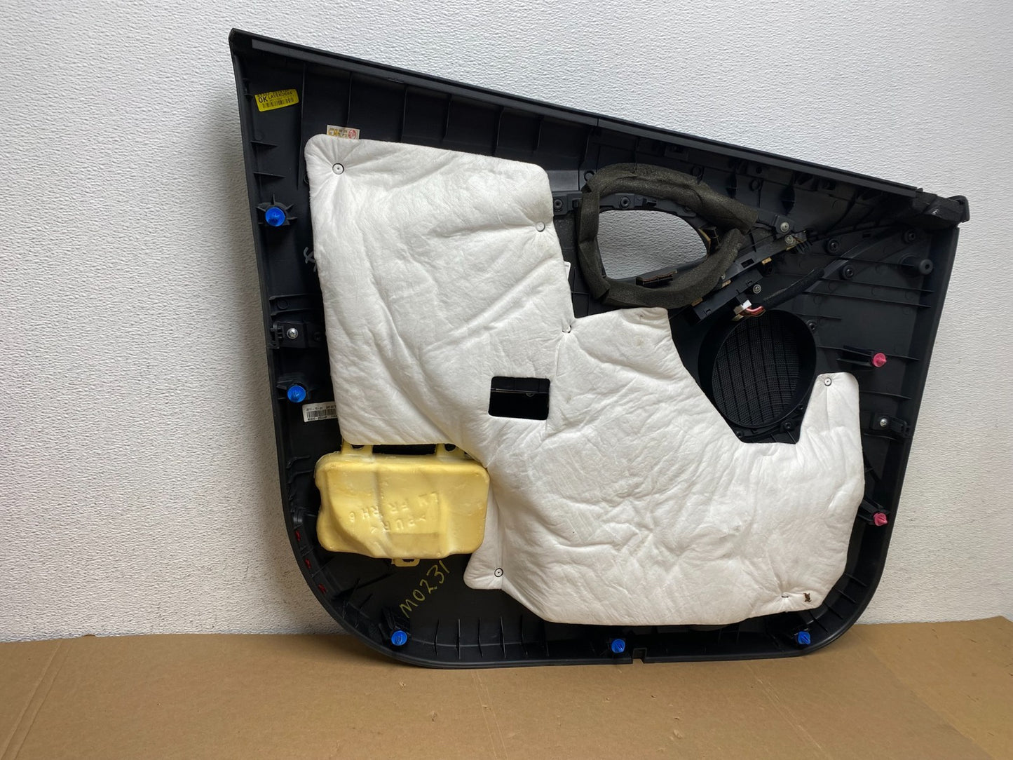 2010 to 2015 Hyundai Tucson Front Right Passenger Side Door Trim Panel AD7682 DG8