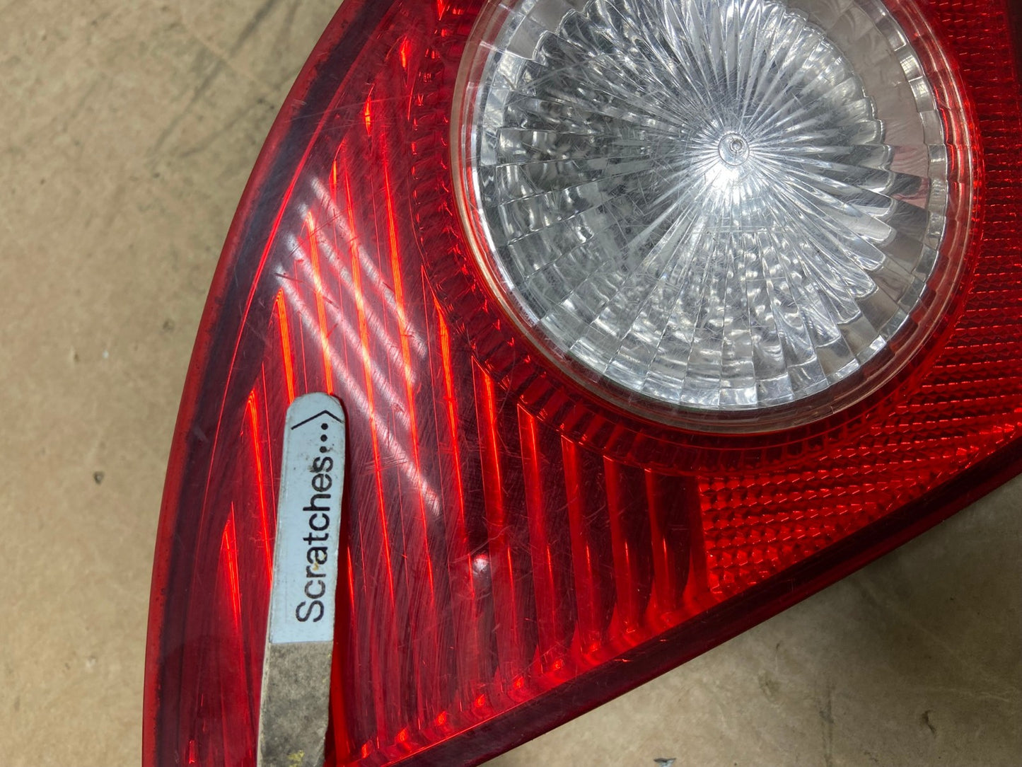 2003 - 2008 Toyota Corolla Inner Left Driver Lh Side Tail Light AD6312 LK3